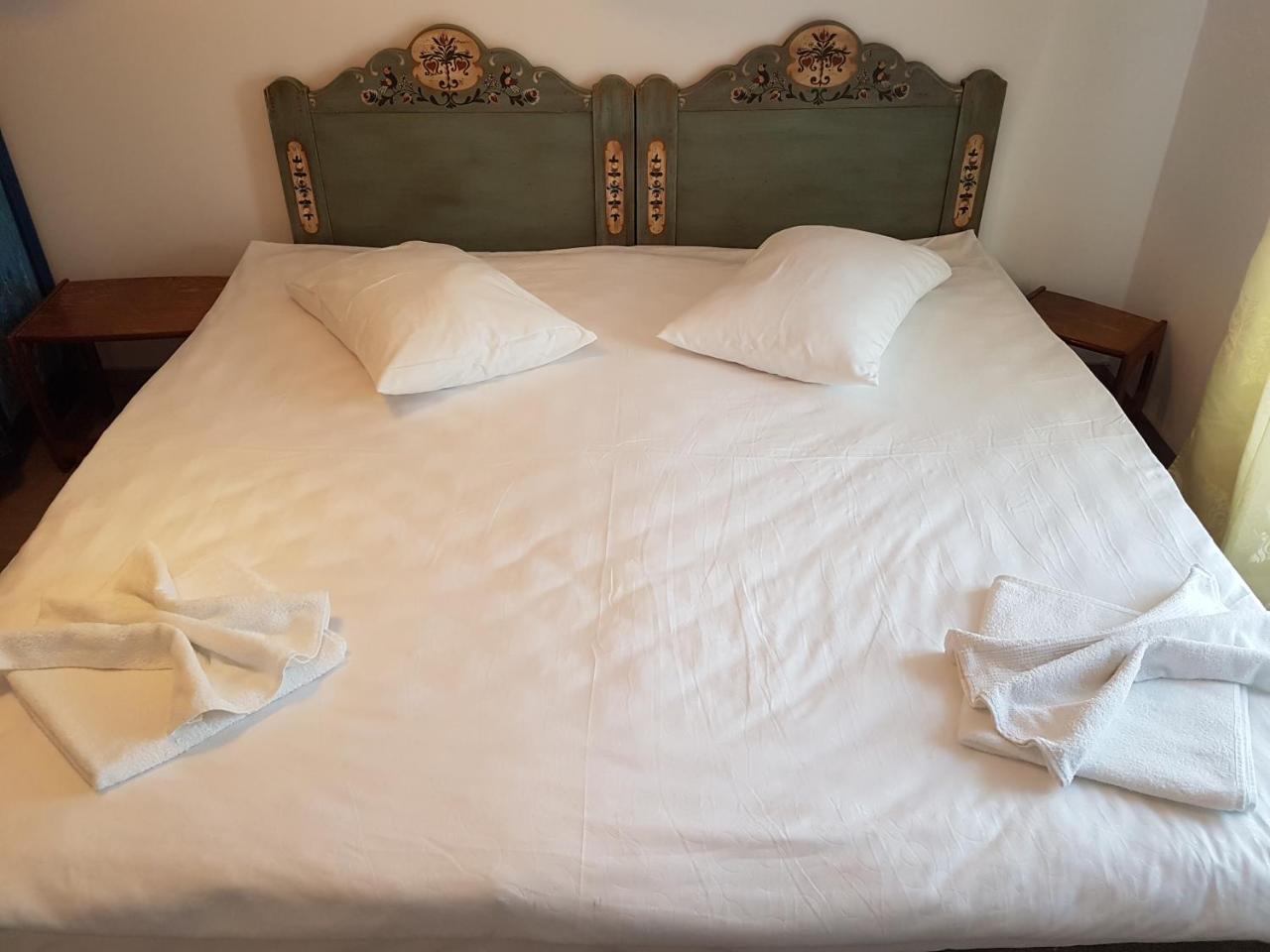 Rent Holding Apartments Iasi Extérieur photo